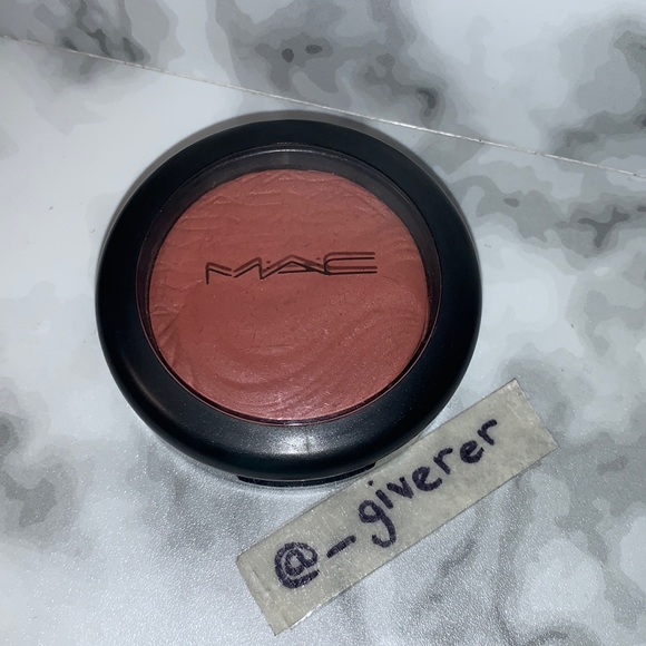 FIERY IMPACT MAC Extra Dimension Blush - Picture 6 of 13